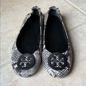 Tory Burch Snakeskin Minnie Travel Flats Size 7.5